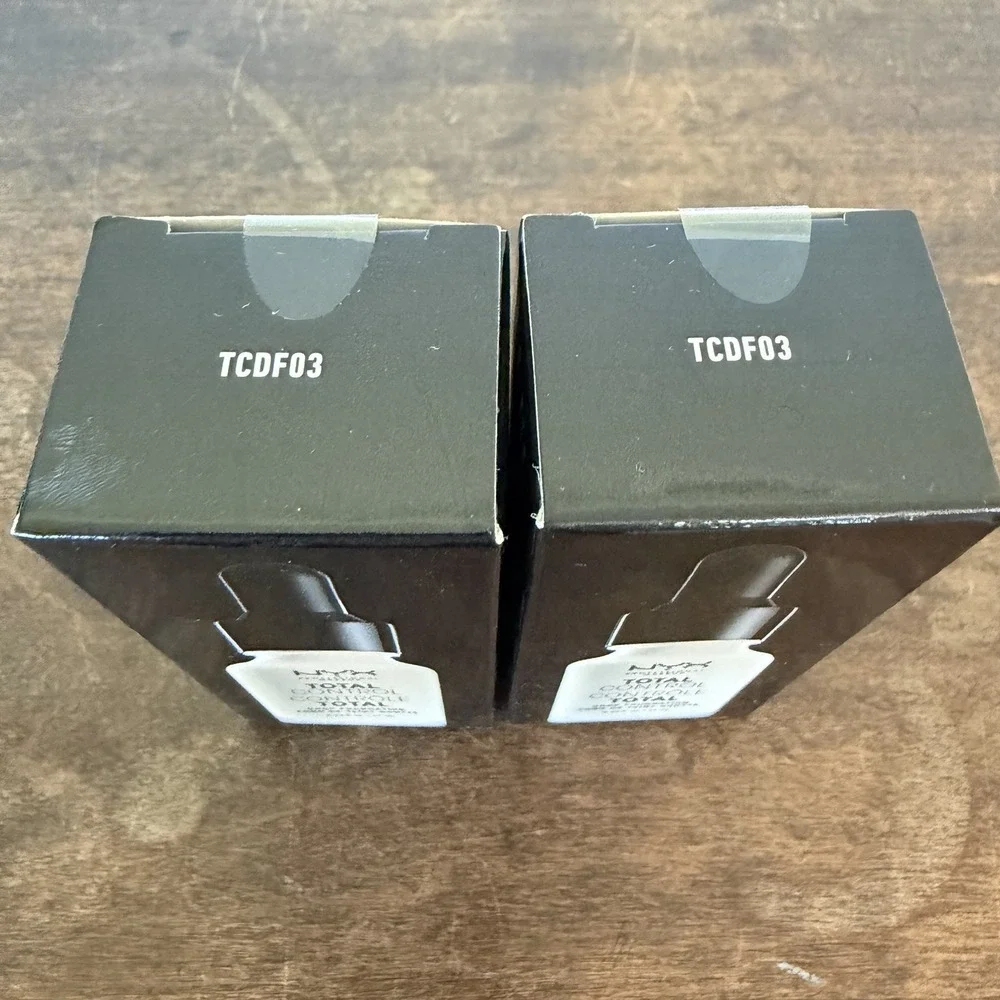 NYX Total Control Drop Foundation TCDF03 Light Medium Full Make Up Lot Of 2 NEW